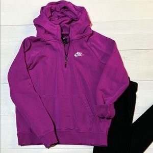Nike | Ladies Sweatshirt with Hood | Size Small | Magenta | Great Condition